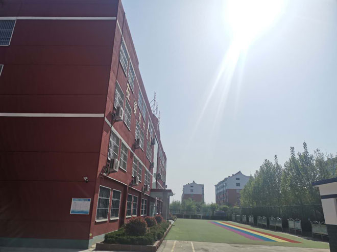 兰山区李官镇景扬小学.jpg