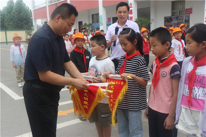 image001 (2)_副本.jpg