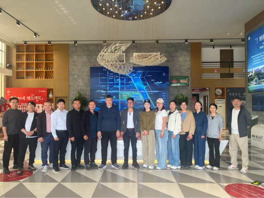 青啤・云槿府媒体人专属掼蛋大赛临沂圆满收官