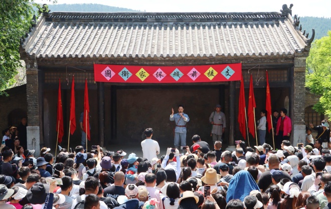 在沂蒙“红嫂家乡”，和演员时光一起体验红色文化