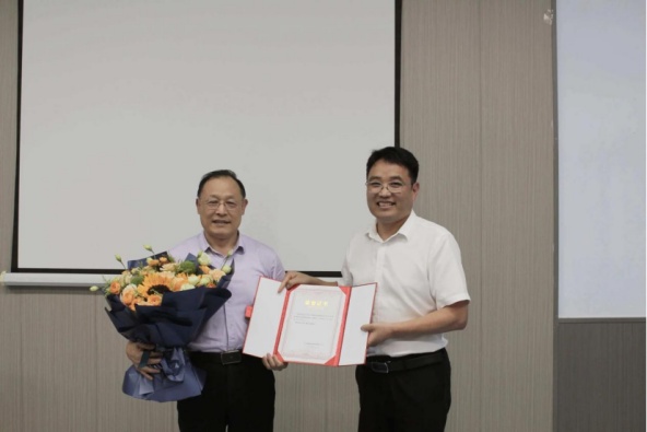 筑巢引凤强学科 守护少年光明！小儿眼科权威李永亮正式加盟新益民眼科集团440.jpg